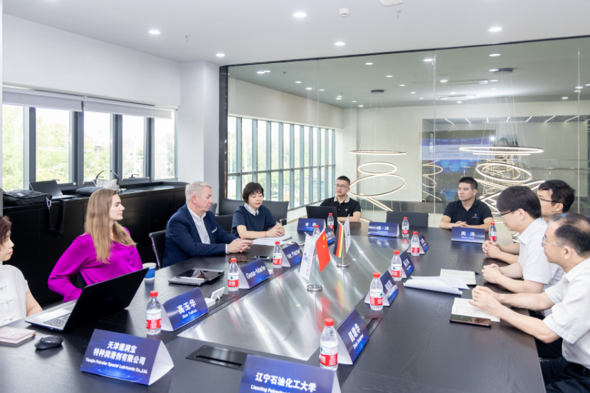 d09ee45d73045c3f5ddb87aec6201cbe 尊龙官方网站 - (中国区)首页